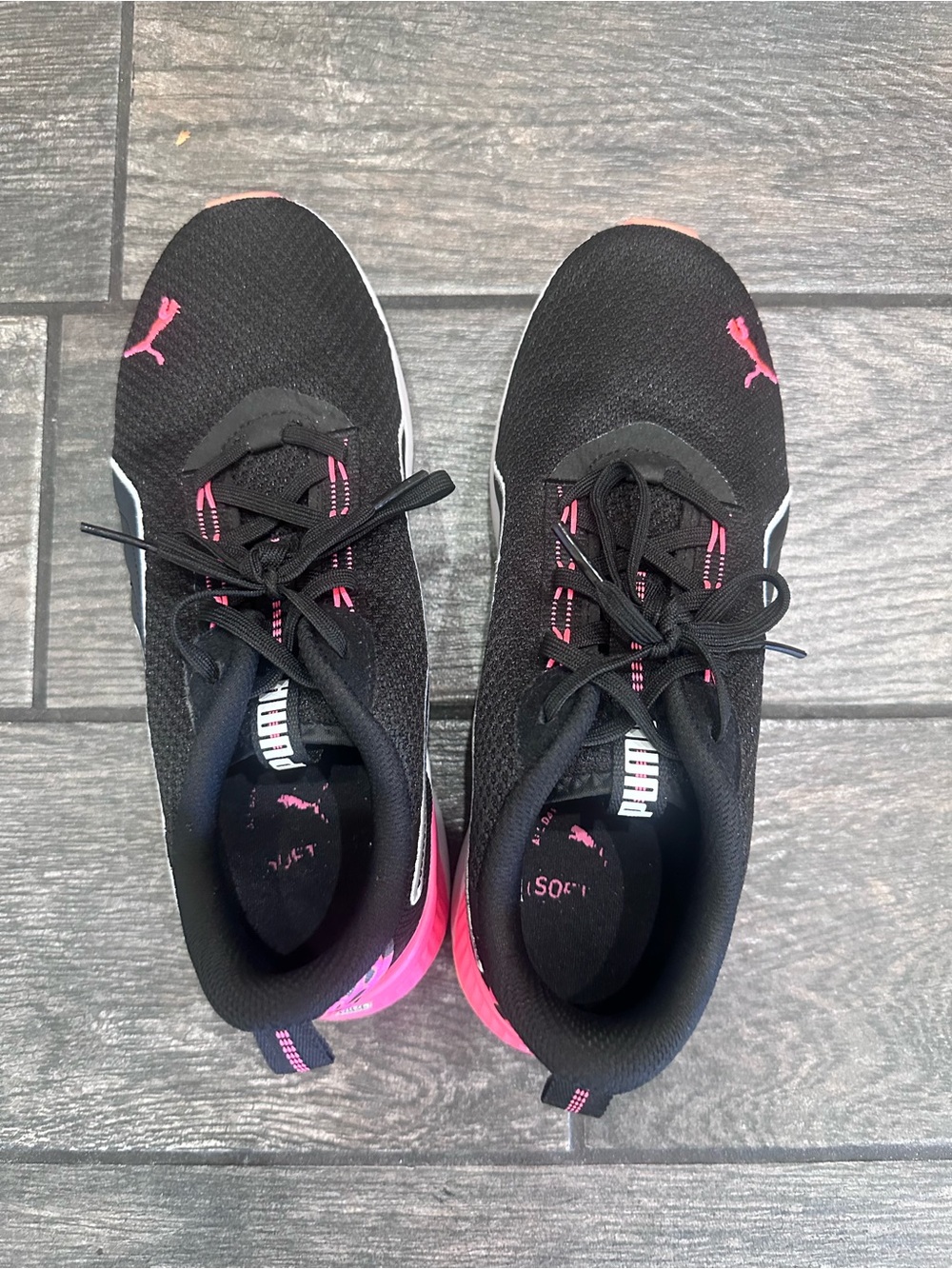 Puma Women's Black & Pink Athletic Sneakers